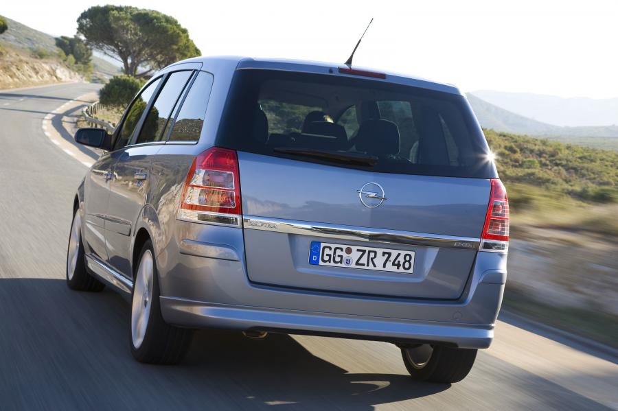  Opel Zafira 2008 года  (фото 51 из 72)